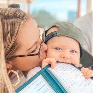 Meet your Posher, Carla